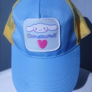 Hello Kitty Blue & Yellow Cap • NWT • Cute Kawaii Heart Detail with Cinnamoroll